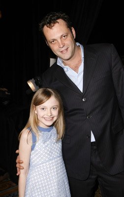 Фото - Дакота Фаннинг: 252x400 / 18 Кб