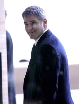 Фото - Джордж Клуни: 305x400 / 17 Кб