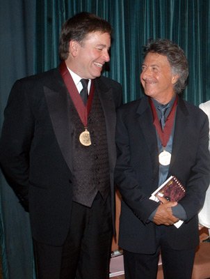 Фото - Дастин Хоффман: 302x400 / 23 Кб