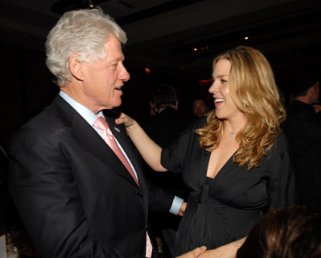 Фото - Билл Клинтон: 321x258 / 16 Кб