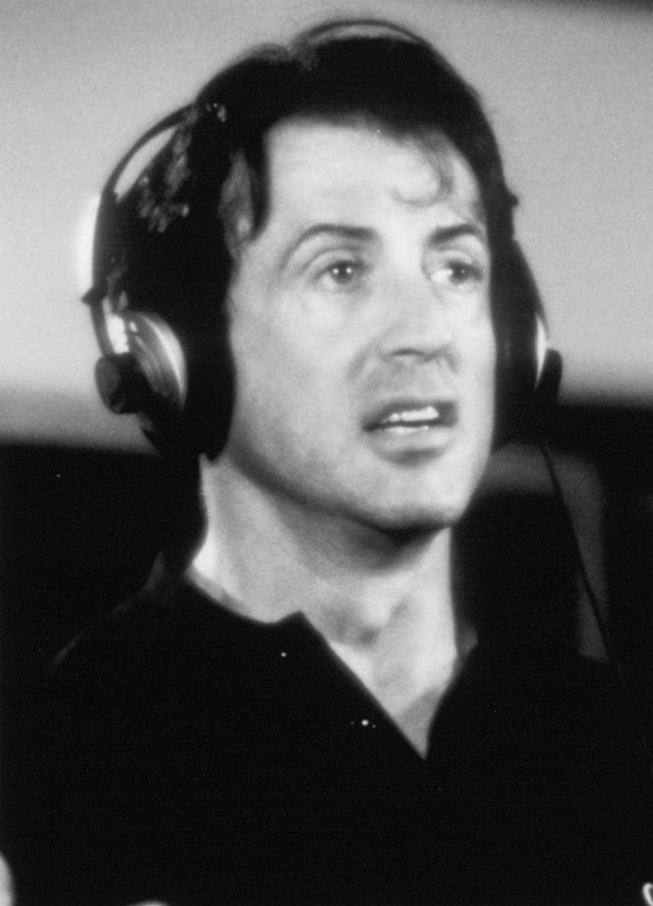 Фото - Сильвестр Сталлоне: 923x1280 / 116 Кб