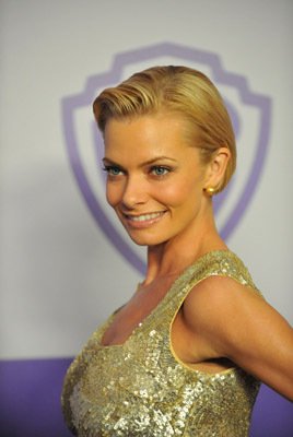 Фото - Джейми Прессли: 268x400 / 19 Кб