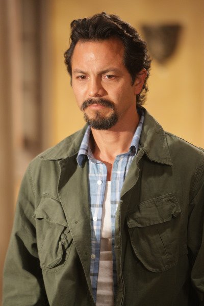 Фото - Бенджамин Брэтт: 400x600 / 40 Кб