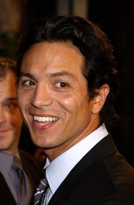 Фото - Бенджамин Брэтт: 263x400 / 20 Кб