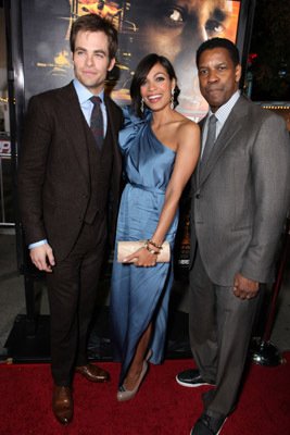 Фото - Розарио Доусон: 267x400 / 25 Кб