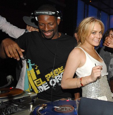 Фото - Линдси Лохан: 392x400 / 38 Кб