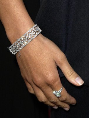 Фото - Дженнифер Лопес: 303x400 / 22 Кб