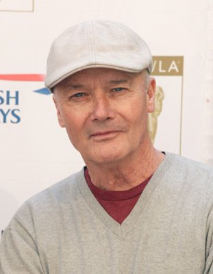 Фото - Крид Брэттон: 311x400 / 19 Кб