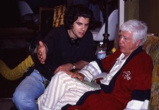 Фото - Клу Гулагер: 311x215 / 16 Кб