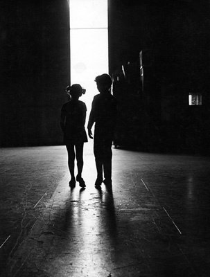 Фото - Джонни Уайтакер: 303x400 / 21 Кб