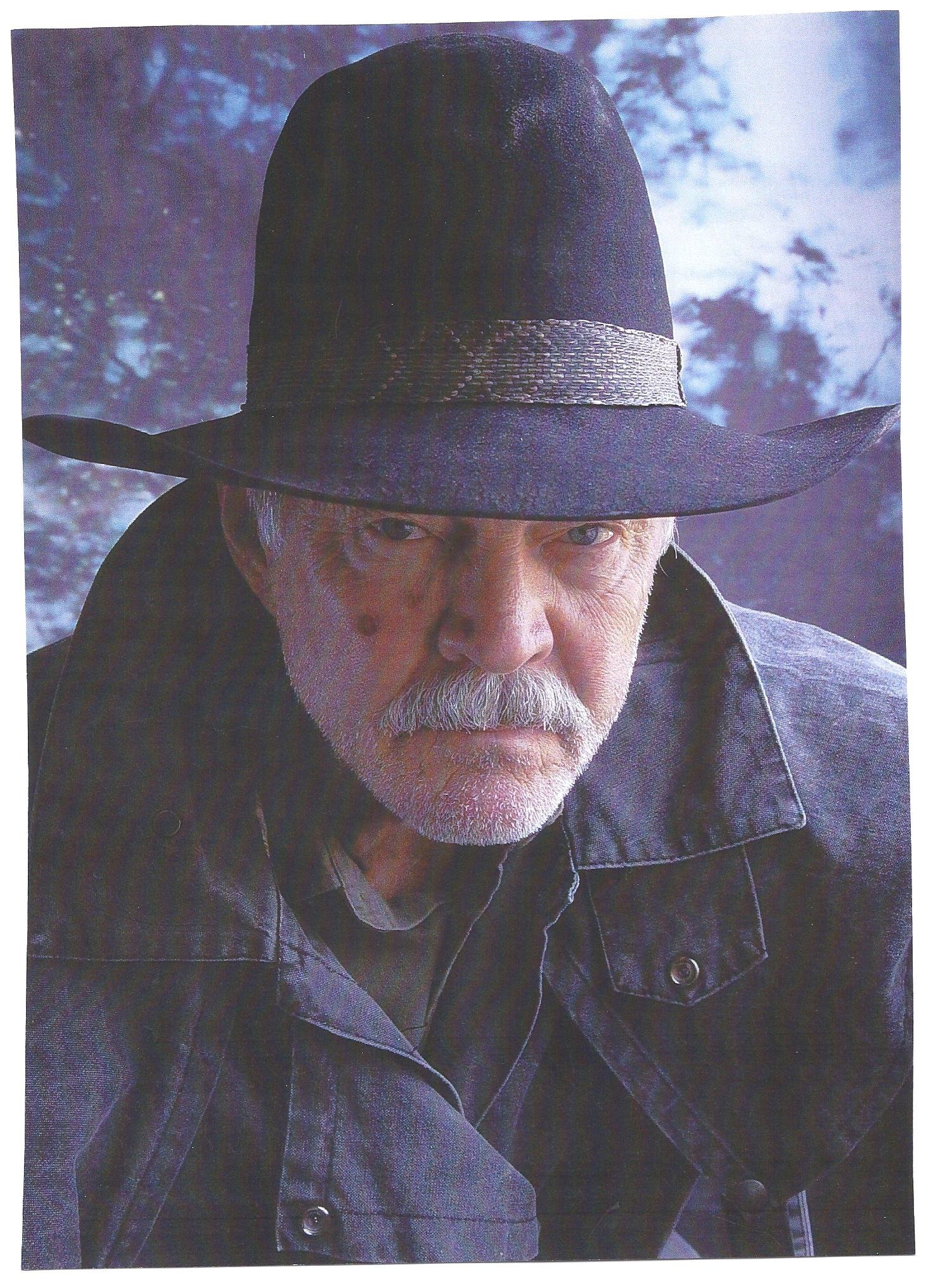 Фото - Кэл Бартлетт: 1472x2032 / 767 Кб