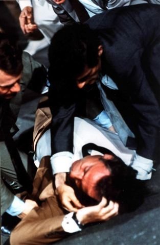 Фото - Шарль Деннер: 313x480 / 28 Кб