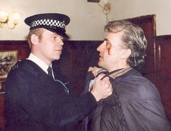 Фото - Chris Sullivan: 345x264 / 24 Кб