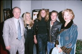 Фото - Эллен Берстин: 262x172 / 15 Кб