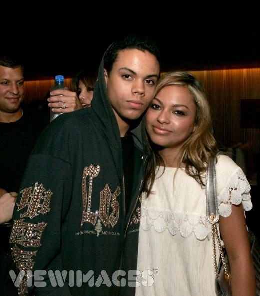 Фото -  Давида Уильямс: 521x594 / 50 Кб