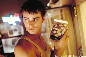 Фото - Керр Смит: 300x200 / 16 Кб