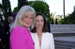 Фото - Линда Эванс: 262x172 / 14 Кб