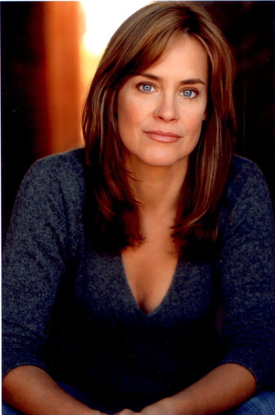 Фото - Катрин Мэри Стюарт: 958x1446 / 146 Кб