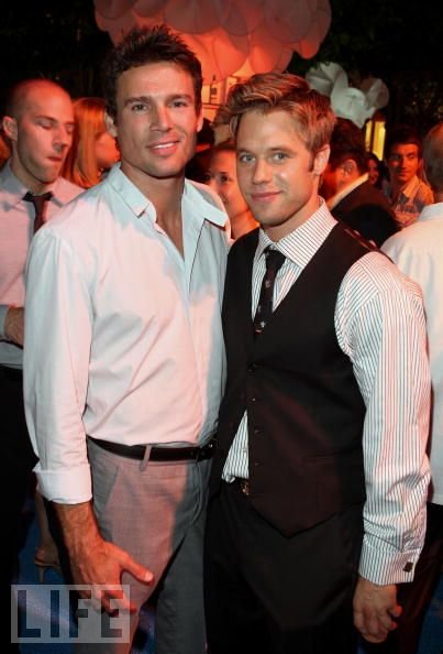 Фото - Итэн Эриксон: 403x594 / 44 Кб