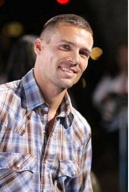 Фото - Итэн Эриксон: 266x396 / 24 Кб