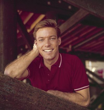 Фото - Ричард Чемберлен: 398x420 / 26 Кб