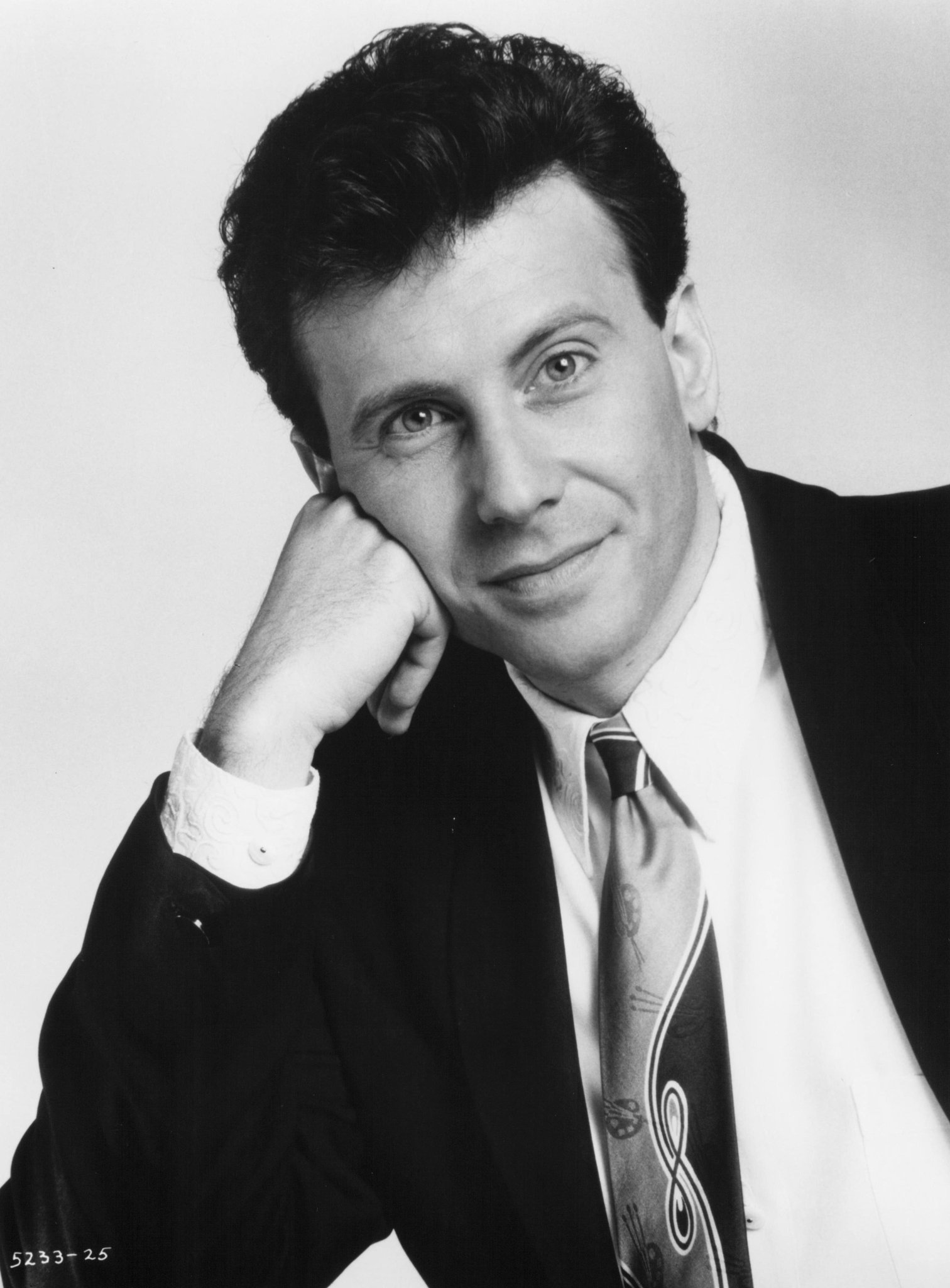 Фото - Дадли Мур: 1512x2048 / 287 Кб