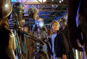 Фото - Хэйли Джоэл Осмент: 305x207 / 20 Кб