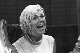 Фото - Дорис Дэй: 262x172 / 10 Кб