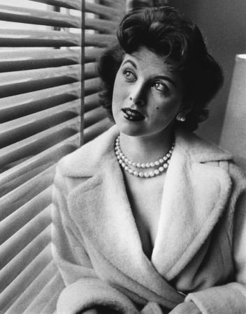 Фото - Тина Луиз: 352x450 / 32 Кб