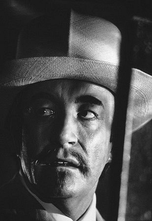 Фото - Питер Селлерс: 309x450 / 29 Кб