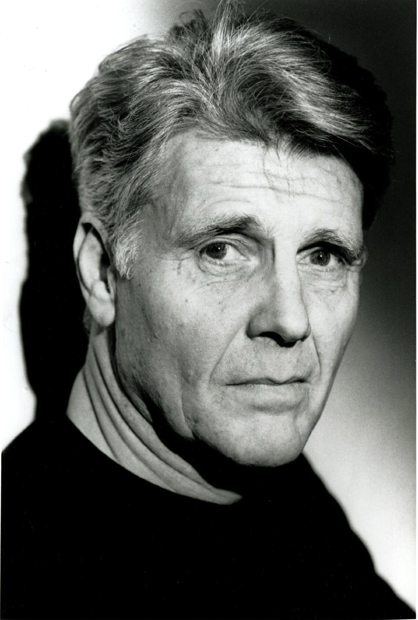 Фото - Джеймс Фокс: 1381x2048 / 317 Кб