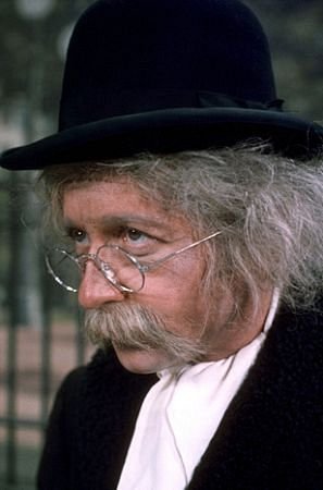 Фото - Арти Джонсон: 297x450 / 22 Кб