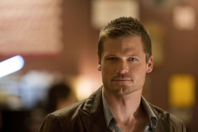 Фото - Бэйли Чейз: 400x267 / 15 Кб