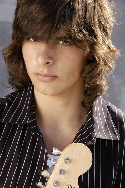 Фото - Сэм Стоун: 400x600 / 61 Кб