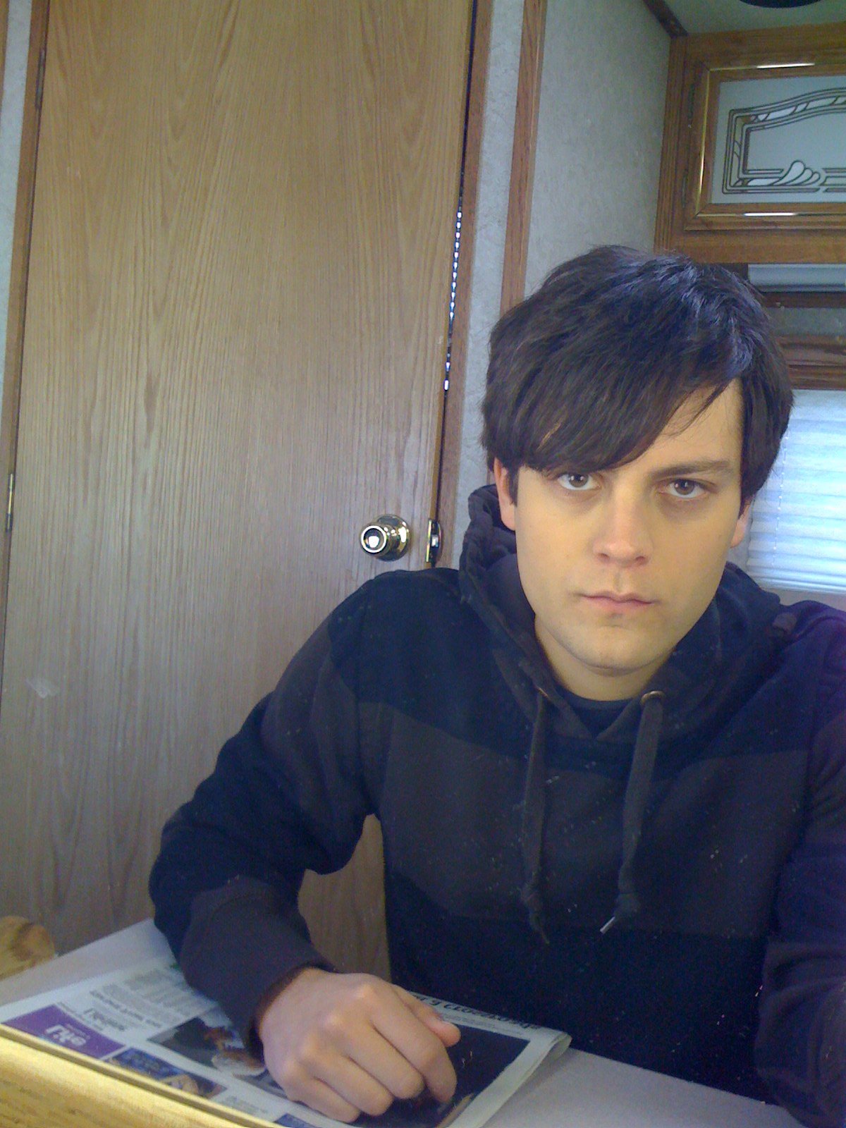 Фото - Ван Хьюз: 1200x1600 / 292 Кб