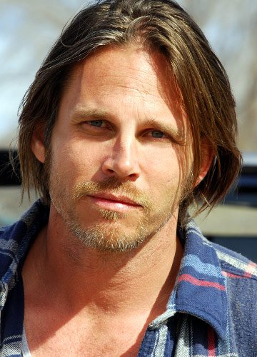 Фото - Крис Браунинг: 360x500 / 52 Кб