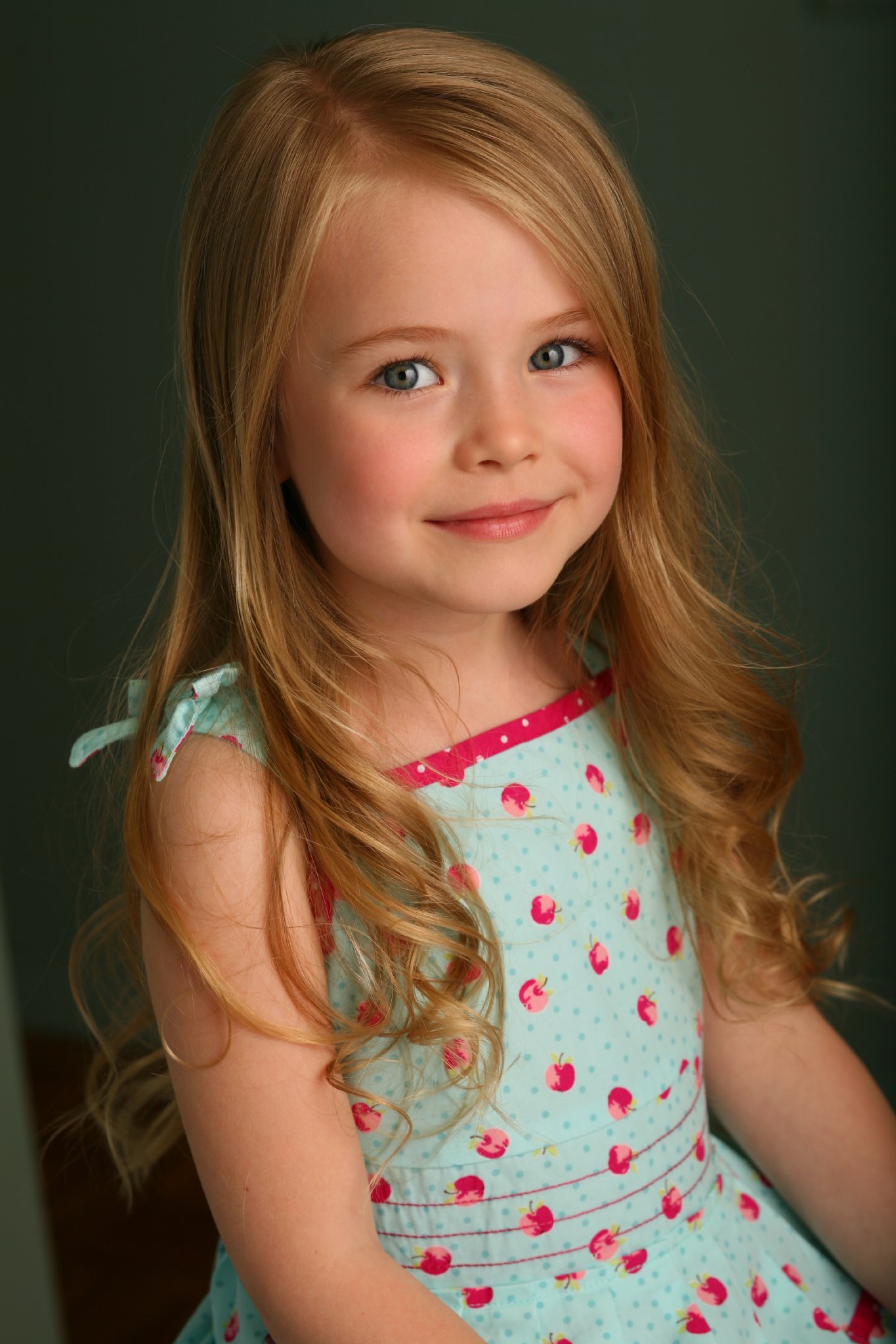 Фото - Алекса Герасимович: 1365x2048 / 304 Кб