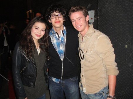 Фото - Николас Пурселл: 453x340 / 30 Кб