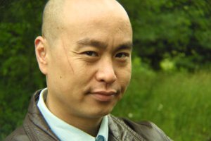 Фото - К.С. Ли: 300x200 / 13 Кб