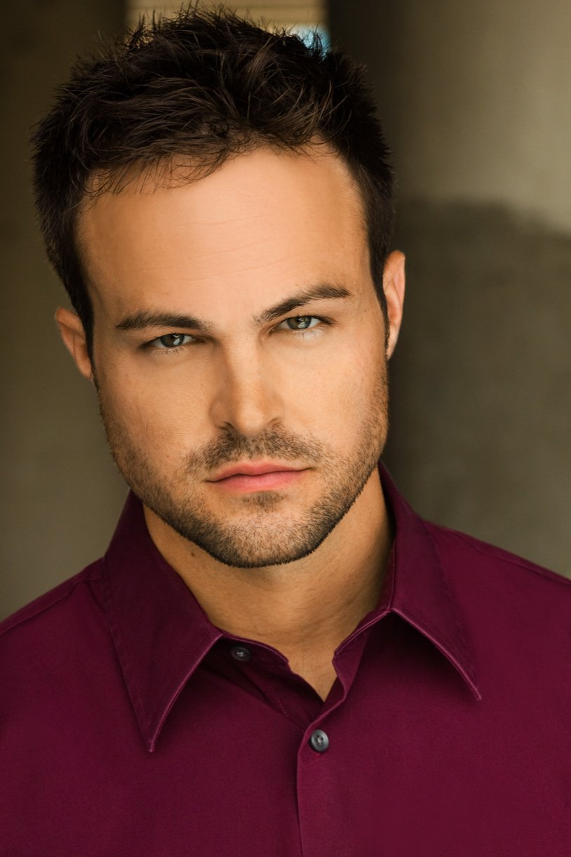 Фото - Джастин Смит: 814x1221 / 109 Кб