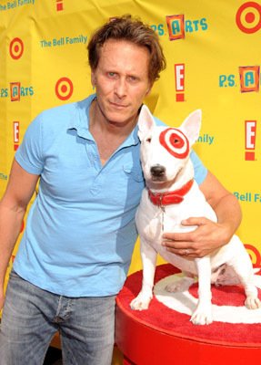 Фото - Стивен Уэбер: 287x400 / 30 Кб