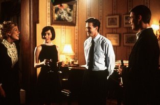 Фото - Паркер Поузи: 313x206 / 16 Кб