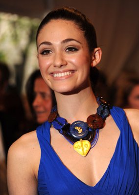 Фото - Эмми Россам: 284x400 / 22 Кб