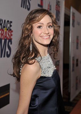 Фото - Эмми Россам: 285x400 / 22 Кб