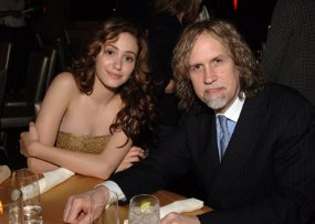 Фото - Эмми Россам: 285x203 / 13 Кб