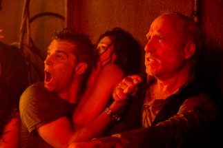 Фото - Эмми Россам: 323x215 / 13 Кб