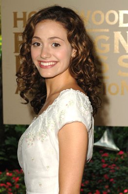 Фото - Эмми Россам: 263x400 / 23 Кб