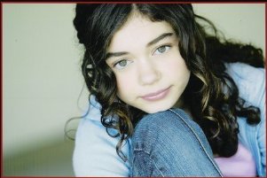 Фото - Сара Хайланд: 301x201 / 16 Кб