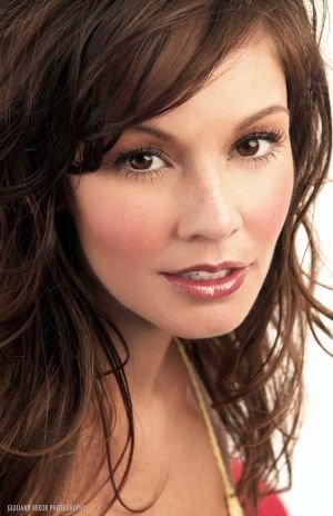 Фото - Кристина Чэмберс: 300x464 / 28 Кб