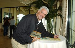 Фото - Джон О’Харли: 256x164 / 14 Кб